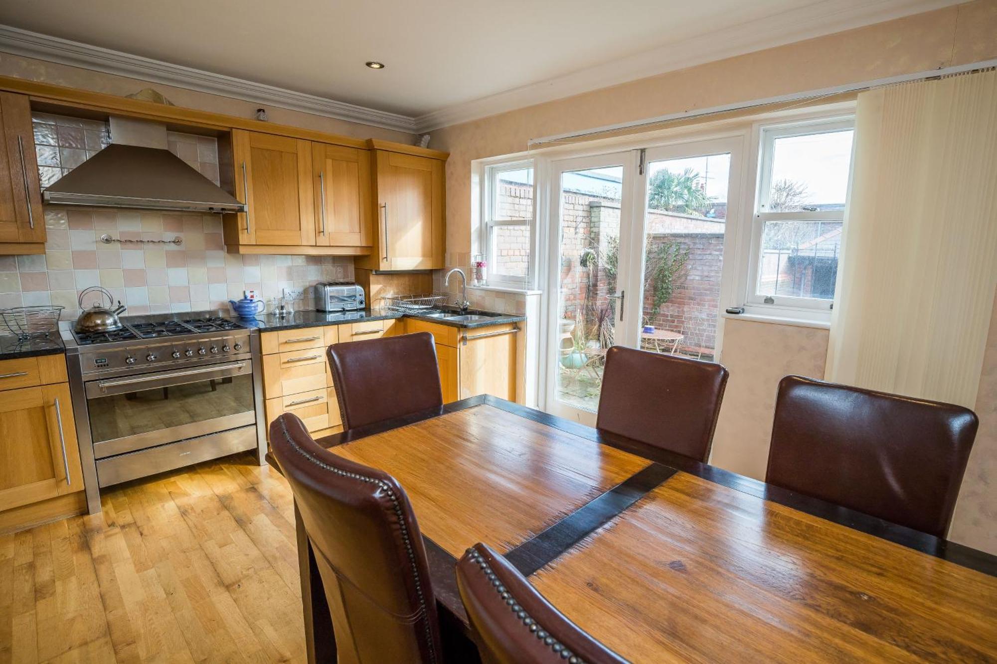 Spacious, 3 Bed House For 6 In Central Chester Hotel Exterior photo
